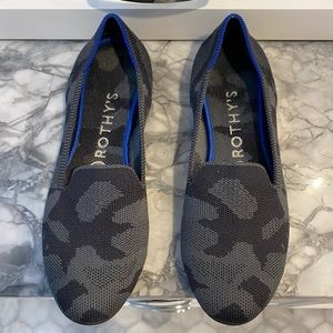 Rothy’s loafer, size 7